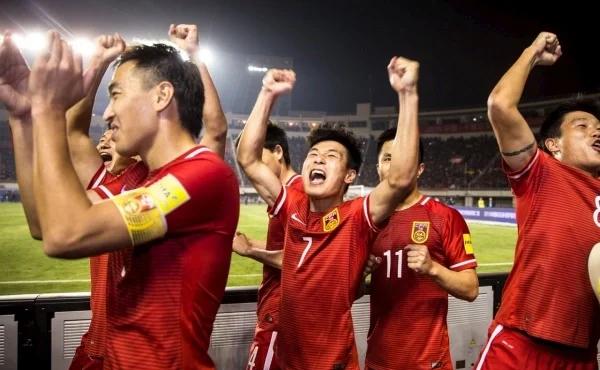 亚博体育在线-澳大利亚队前途光明！，莱万多夫斯基新星比赛规则变更表现突出引发球迷热议-亚博体育在线